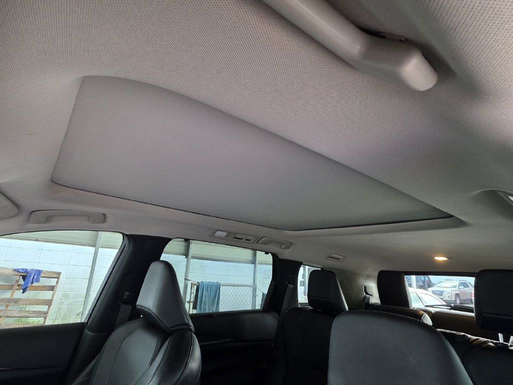 Used 2023 INFINITI QX60 Luxe w/ Cargo Package FWD image 7