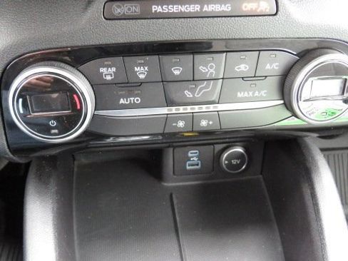 Certified 2021 Ford Escape SE w/ Convenience Package image 14