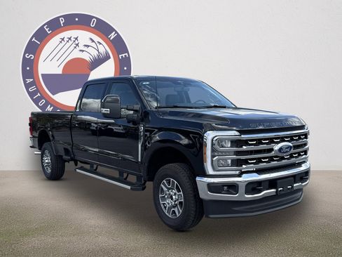 New 2026 Ford F350 Lariat image 1