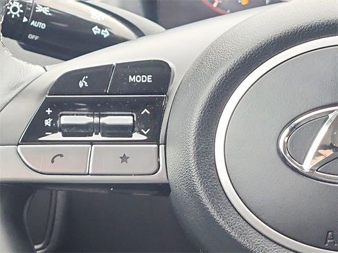 Used 2023 Hyundai Tucson SEL w/ Convenience Package image 12