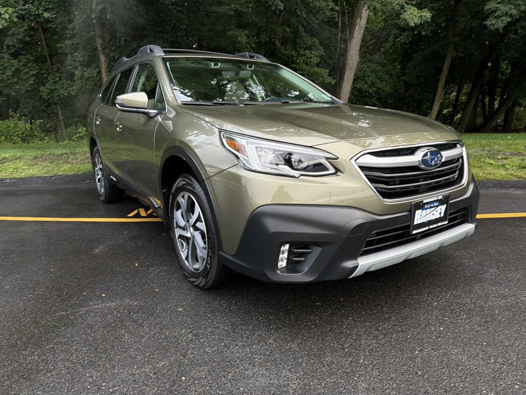 Certified 2022 Subaru Outback Limited AWD/4WD image 2