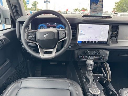 New 2025 Ford Bronco Badlands image 12