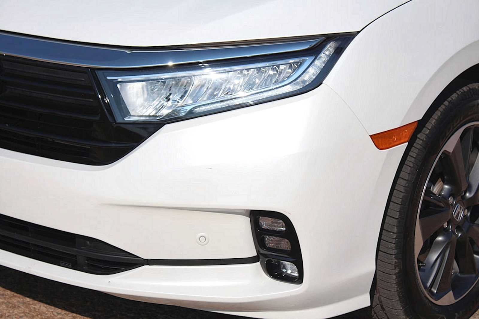 Used 2022 Honda Odyssey Elite image 7