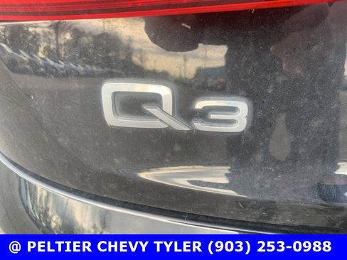Used 2015 Audi Q3 2.0T Prestige w/ Prestige Package image 7