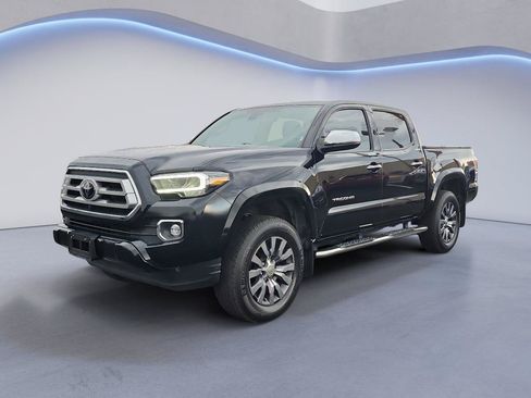 Used 2022 Toyota Tacoma Limited AWD/4WD image 1