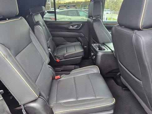 Used 2024 Chevrolet Tahoe Premier AWD/4WD image 12