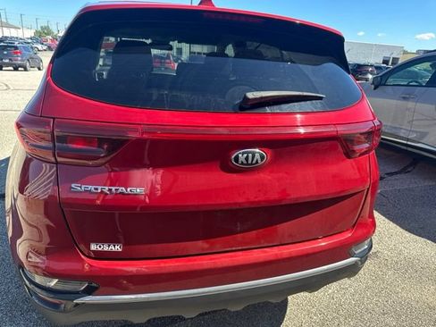 Used 2020 Kia Sportage LX w/ LX Popular Package AWD/4WD image 4