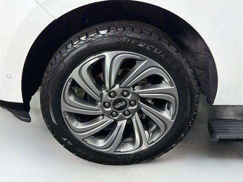 Used 2022 Lincoln Navigator L Reserve AWD/4WD image 34