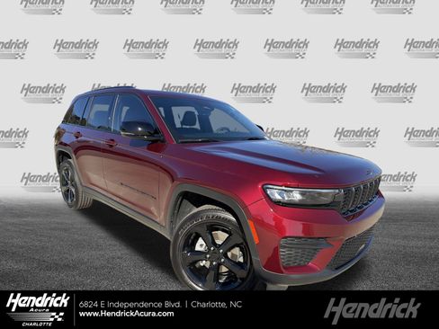 Used 2024 Jeep Grand Cherokee Altitude image 1