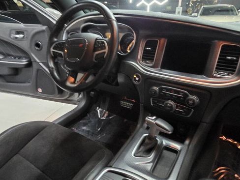 Used 2018 Dodge Charger R/T Scat Pack image 21