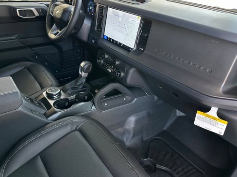 New 2026 Ford Bronco Big Bend w/ Black Diamond Package AWD/4WD image 16