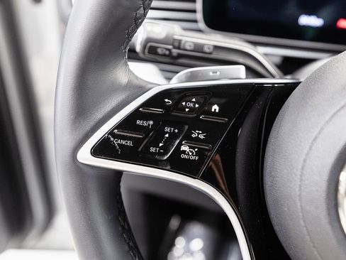 Used 2024 Mercedes-Benz GLE 580 4MATIC image 11