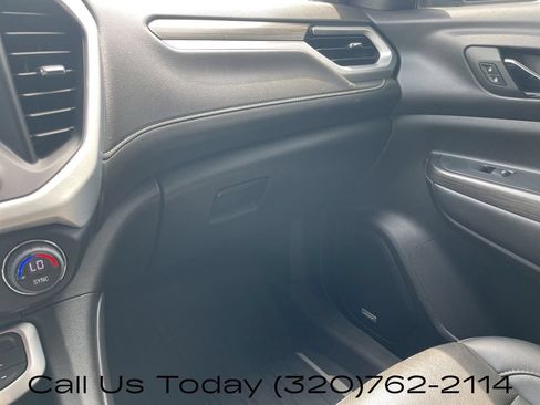 Certified 2022 GMC Acadia SLT w/ Elevation Edition AWD/4WD image 27