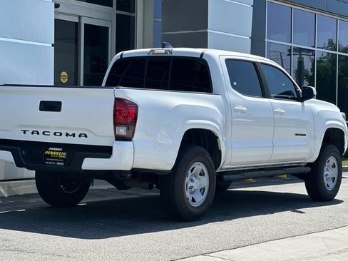 Used 2022 Toyota Tacoma SR w/ SR Convenience Package image 4