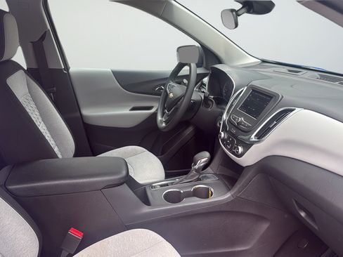 Certified 2024 Chevrolet Equinox LS w/ Driver Confidence II Package FWD image 20