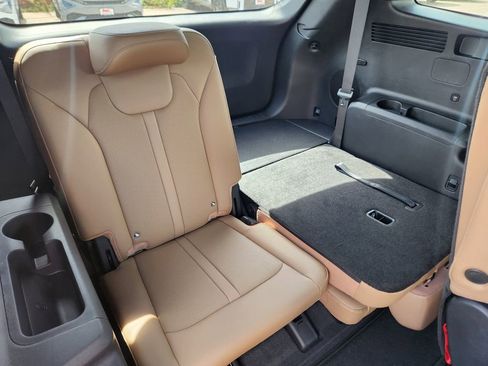 New 2026 Kia Sorento SX Prestige w/ Olive Brown Leather Package image 11