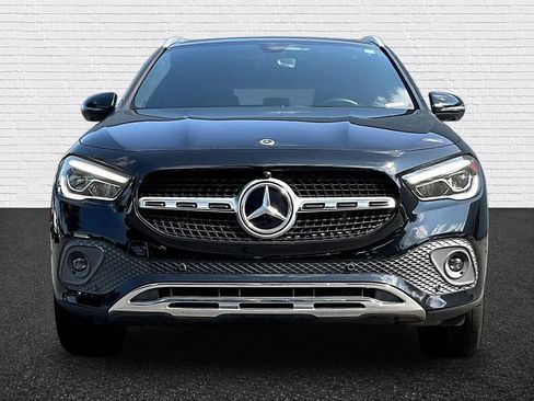 Used 2023 Mercedes-Benz GLA 250 w/ Premium Package image 2