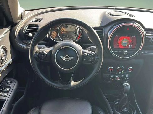 Used 2018 MINI Cooper Clubman S image 28
