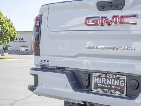 Used 2026 GMC Sierra 2500 AT4 AWD/4WD image 22