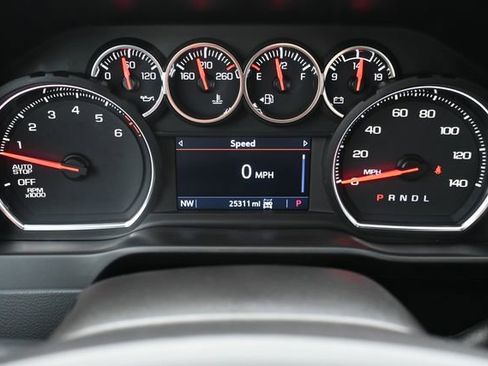 Used 2021 Chevrolet Silverado 1500 RST image 15