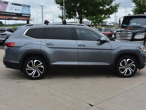 Used 2021 Volkswagen Atlas SEL Premium AWD/4WD image 4
