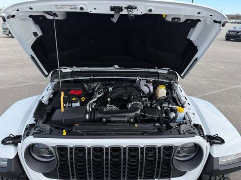 New 2026 Jeep Gladiator Mojave image 21