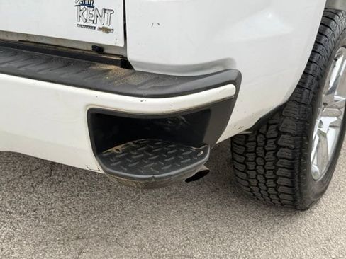 Used 2018 Chevrolet Silverado 1500 Custom RWD image 11