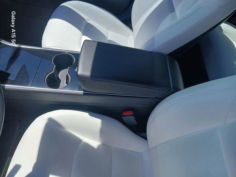 Used 2019 Tesla Model 3 Long Range image 8