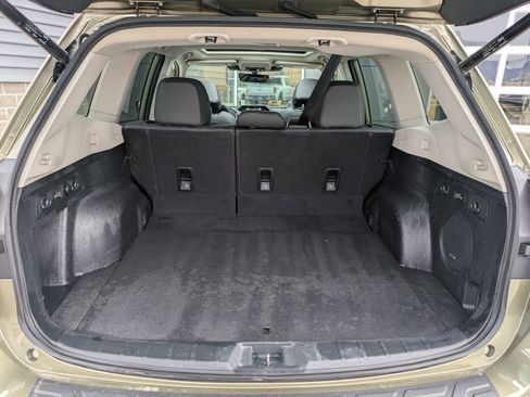 Used 2022 Subaru Forester Limited w/ Popular Package #2 image 28