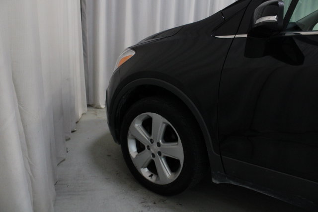 Used 2016 Buick Encore Convenience AWD/4WD image 28