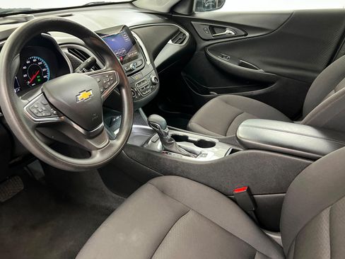 Used 2024 Chevrolet Malibu LT FWD image 17