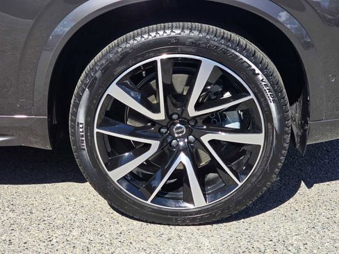 Certified 2023 Volvo XC90 T8 Ultimate AWD/4WD image 10