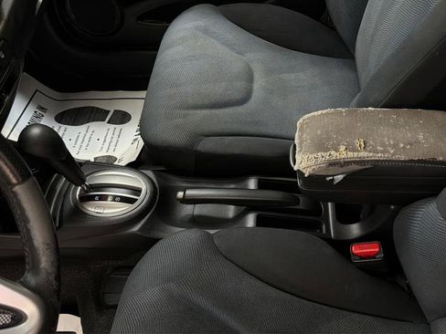 Used 2009 Honda Fit Sport image 22