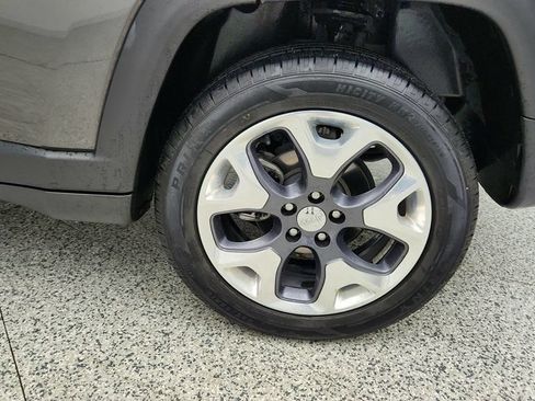 Used 2021 Jeep Compass Limited AWD/4WD image 9