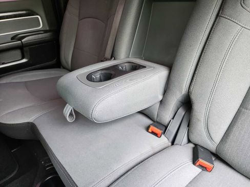 Used 2019 RAM 2500 Big Horn AWD/4WD image 36