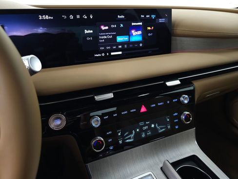 New 2026 Genesis G80 2.5T Advanced image 17