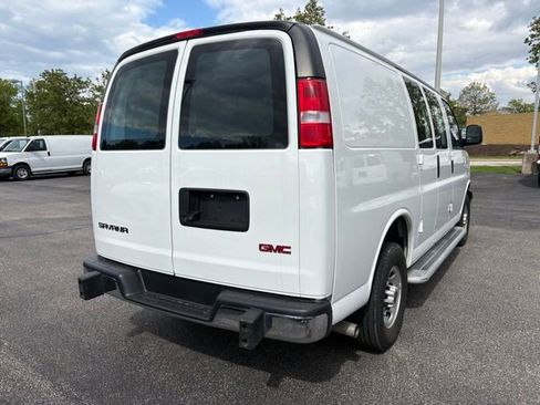 Used 2024 GMC Savana 2500 w/ Driver Convenience Package RWD image 5