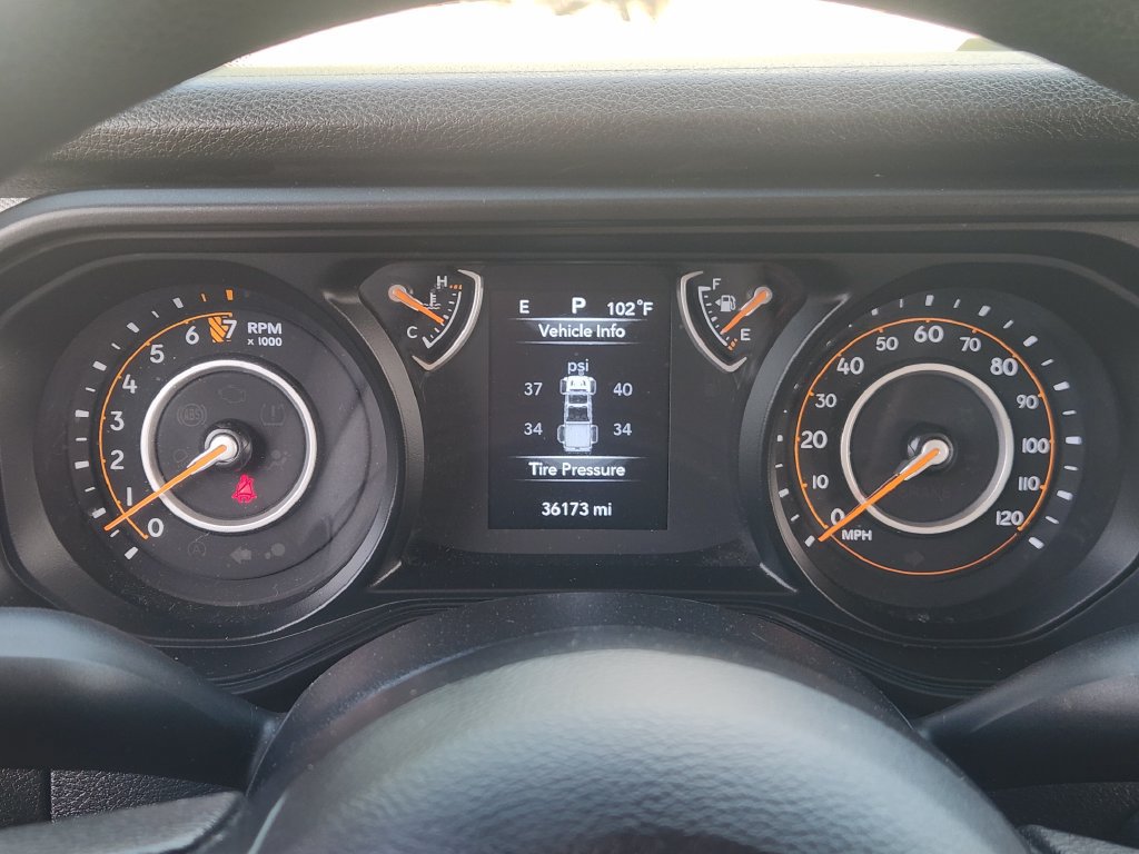 Used 2025 Jeep Gladiator Sport AWD/4WD image 13