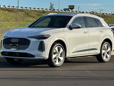 New 2025 Audi Q5 Premium Plus image 7