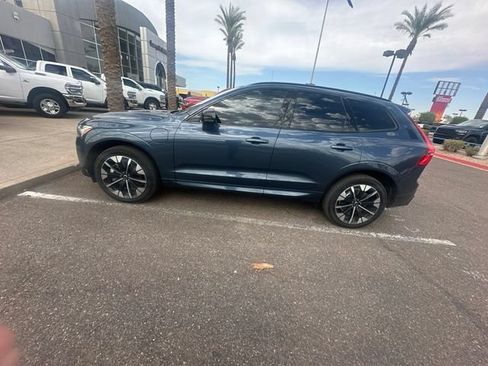Used 2026 Volvo XC60 T8 Plus w/ Protection Package Premier AWD/4WD image 9