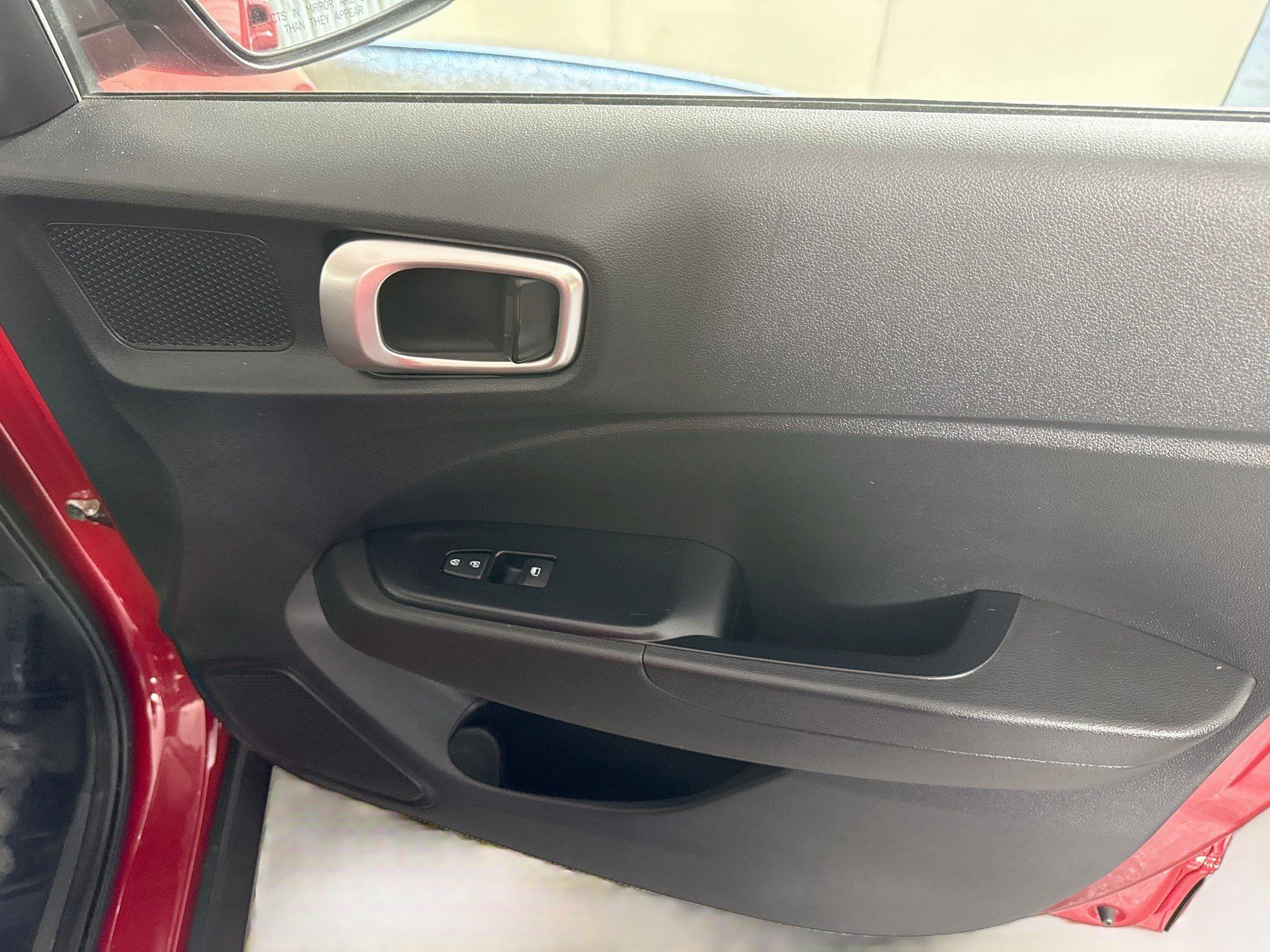 Used 2021 Hyundai Venue SE w/ Cargo Package FWD image 30