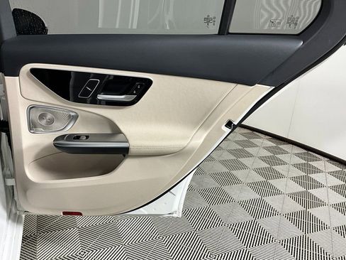Used 2024 Mercedes-Benz C 300 C 300 image 24