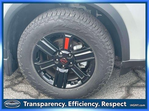 Used 2025 Nissan Rogue SV w/ Rock Creek Premium Package image 9