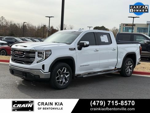 Used 2024 GMC Sierra 1500 SLT w/ SLT Premium Plus Package image 3
