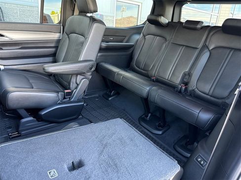 New 2025 Jeep Wagoneer Series II image 10