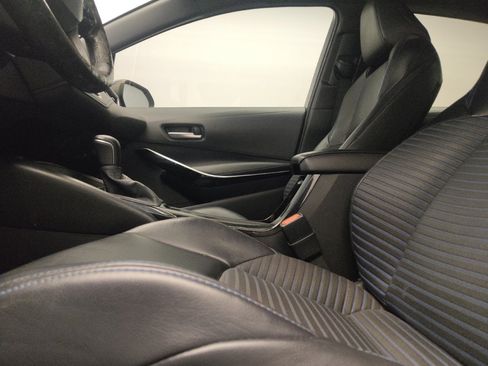 Used 2020 Toyota Corolla XSE FWD image 17