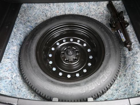 Used 2020 Honda CR-V Touring image 23