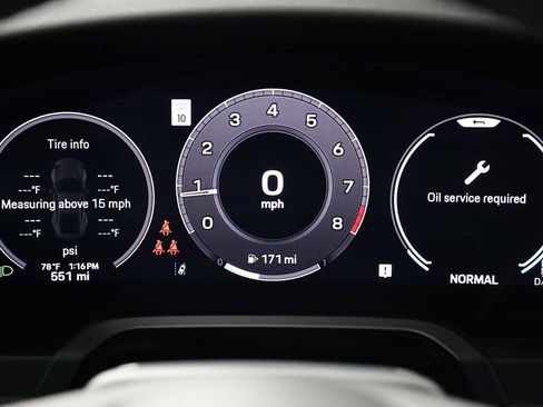 Certified 2025 Porsche 911 Carrera image 24