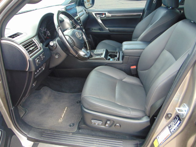 Used 2022 Lexus GX 460 Premium w/ Premium Package AWD/4WD image 10