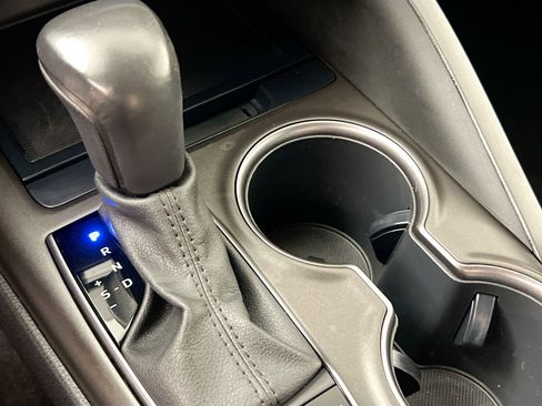 Used 2023 Toyota Camry SE image 24